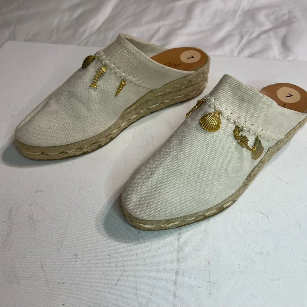 Talbots  Beige‎ Espadrille Mules with Gold Charms